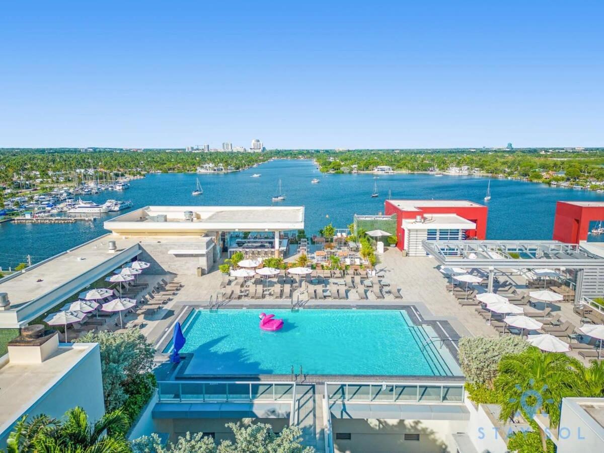 Beachfront Condo-Roofto Pool- 2 Bedrooms 2 Bedroom ! Hollywood Exterior photo
