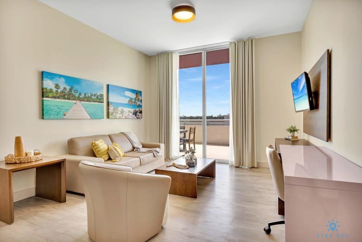 Beachfront Condo-Roofto Pool- 2 Bedrooms 2 Bedroom ! Hollywood Exterior photo