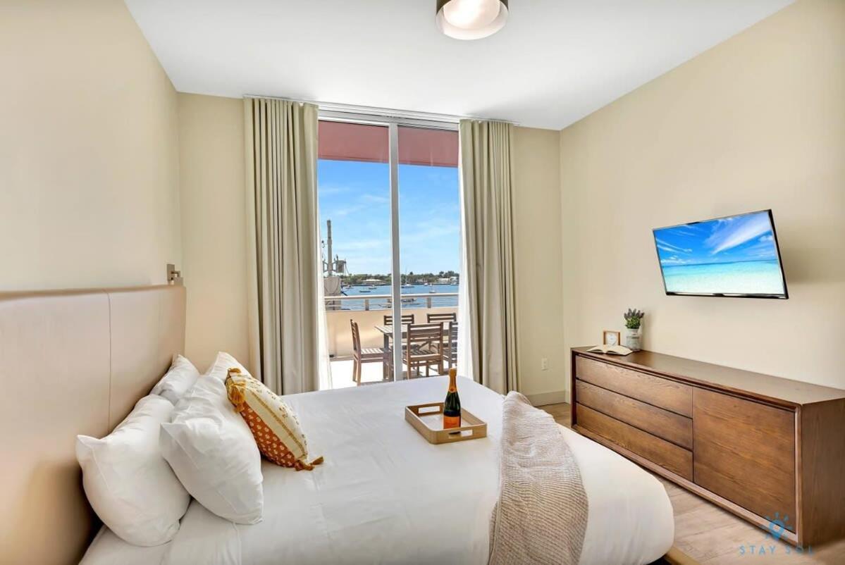 Beachfront Condo-Roofto Pool- 2 Bedrooms 2 Bedroom ! Hollywood Exterior photo